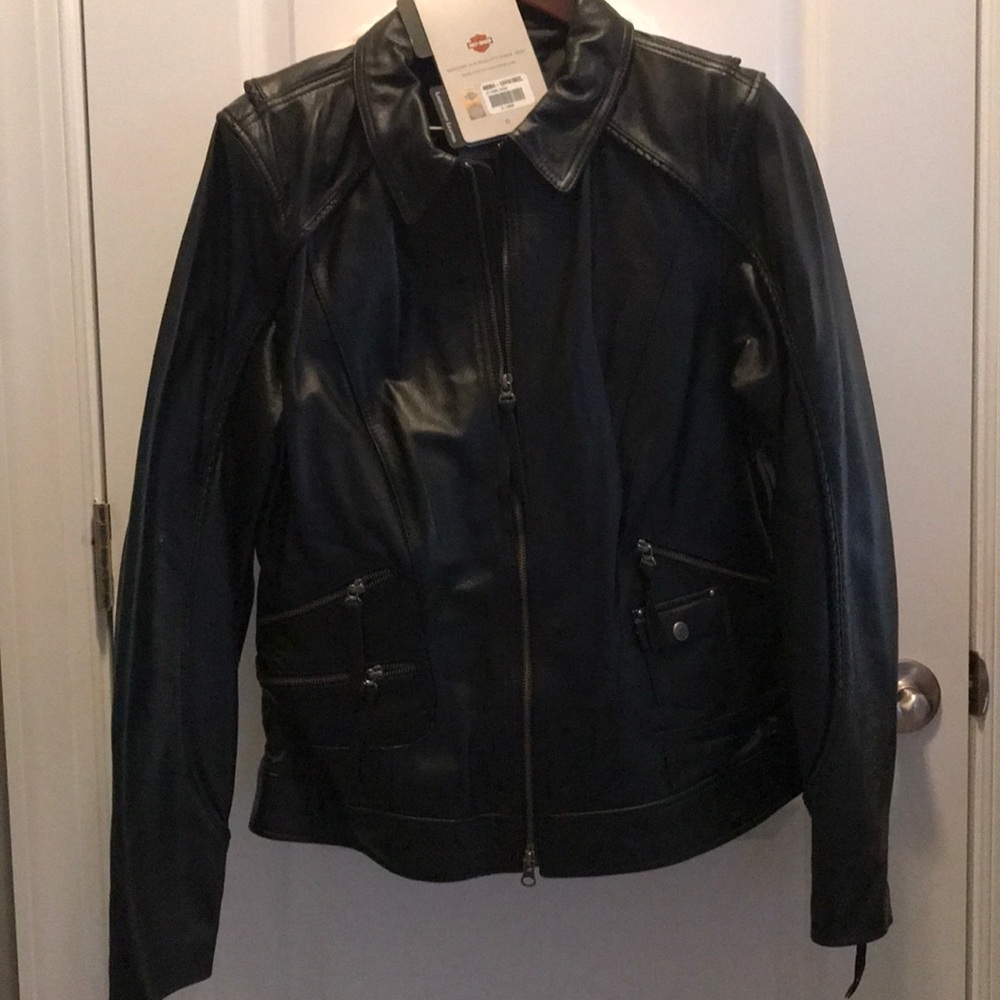 BRAND NEW Harley Davidson Women’s leather coat!